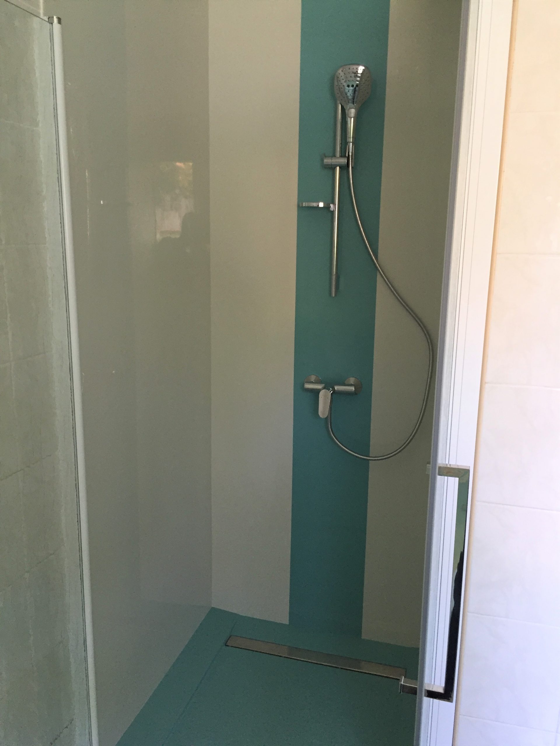 Ensemble douche rénové